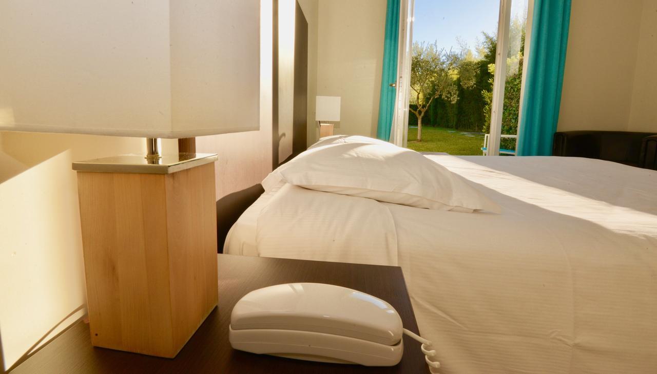 Hotel Villa Sophia - Adults Only July And August Mougins Luaran gambar
